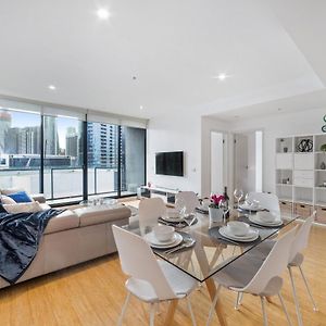 Waterfront Melbourne Apartments